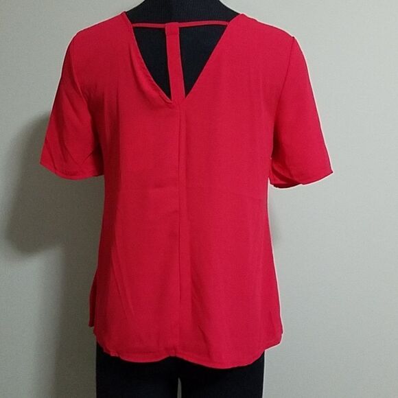 Zenana Outfitters Red T Back Woven Blouse (S, M, L) - Picture 3 of 6